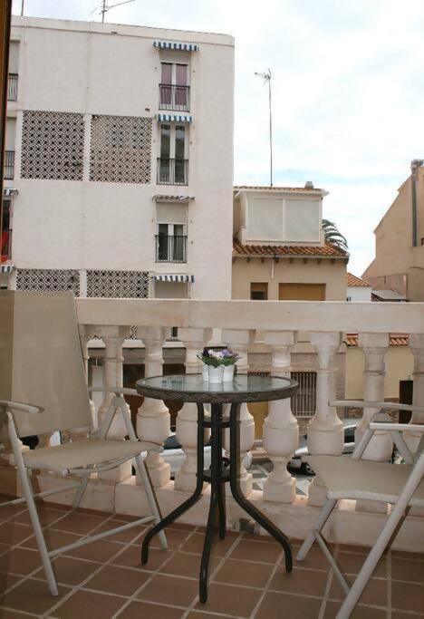 Beachside Apartment In The Centre Of El Campello Exterior foto