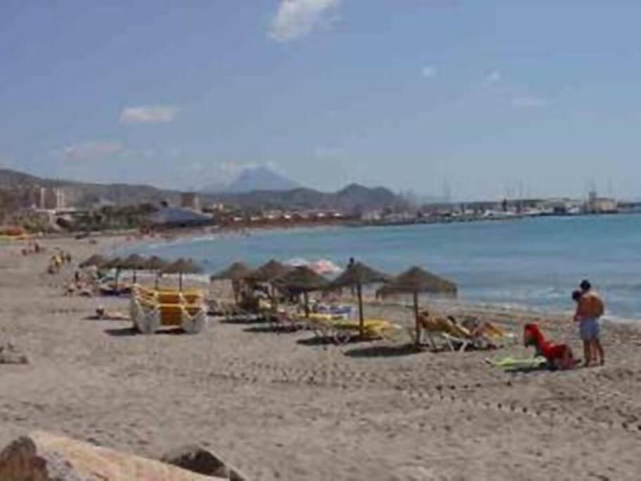 Beachside Apartment In The Centre Of El Campello Exterior foto