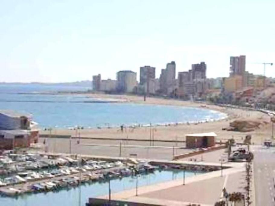 Beachside Apartment In The Centre Of El Campello Exterior foto