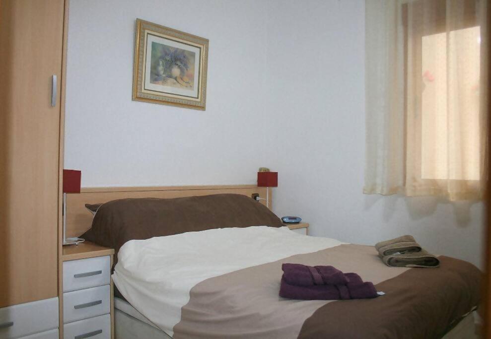 Beachside Apartment In The Centre Of El Campello Exterior foto